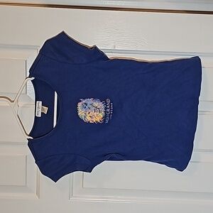 MGM GRAND LAS VEGAS  T-shirt M kids blue with sparkly lion emblem